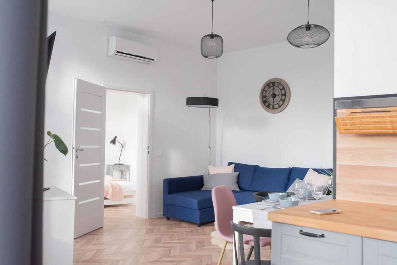 Апартаменти Apartament Magia Miasta Єленя-Ґура Екстер'єр фото