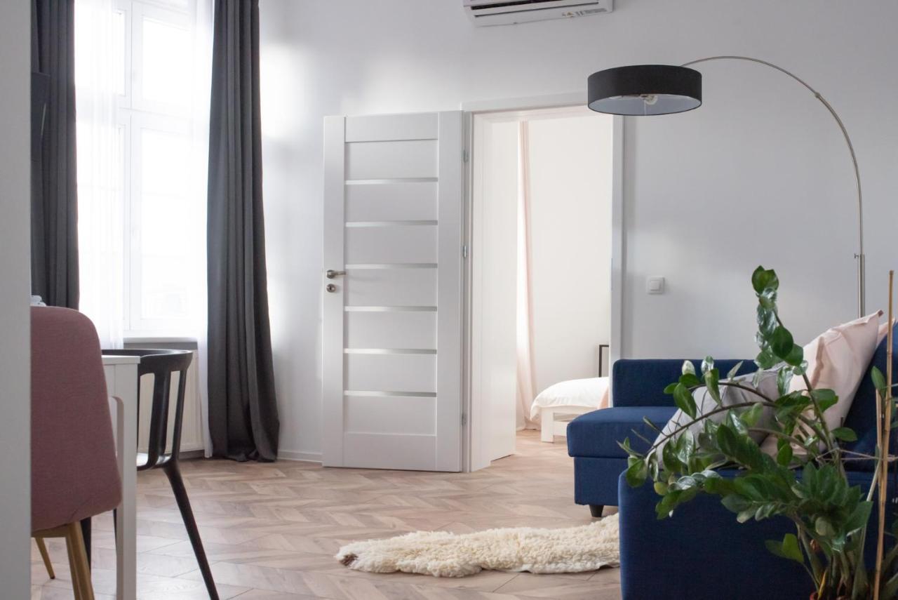 Апартаменти Apartament Magia Miasta Єленя-Ґура Екстер'єр фото